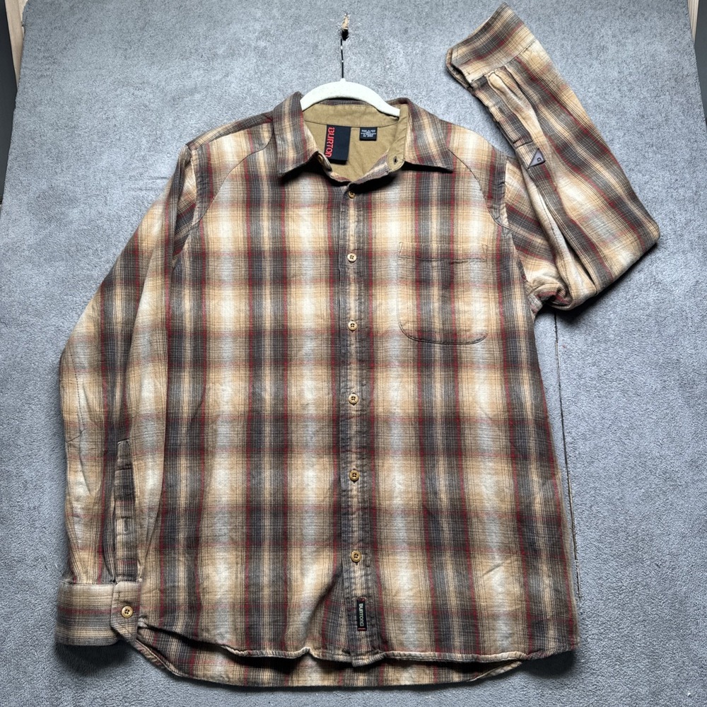 Burton Men's Button Up Shirt Brown Plaid Flannel Casual‎ Outdoor Medium